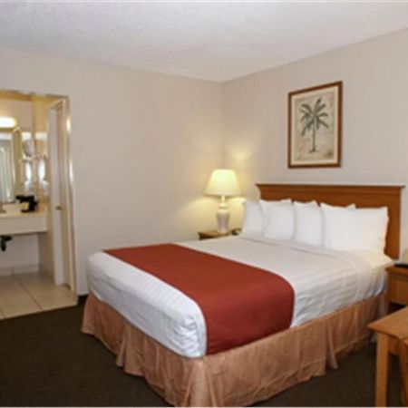Pleasant Inn Сан-Диего Экстерьер фото